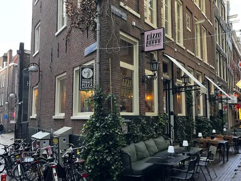 Foto 3 van Pizza Beppe - Amsterdam Spui