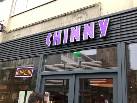 Chinny's