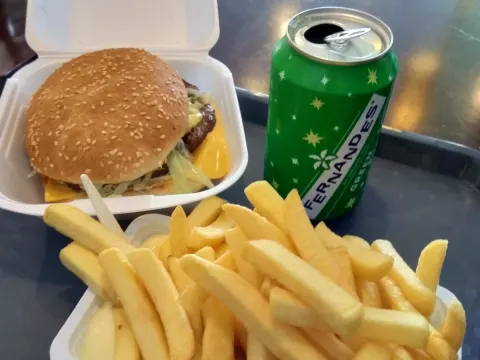 Mell's Burger