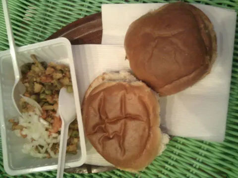 Foto 4 van Tahoor Fastfood