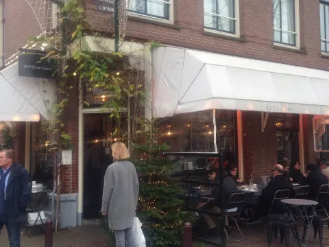 BUFFET van Odette