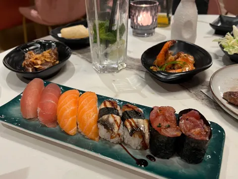 Sushi Koi