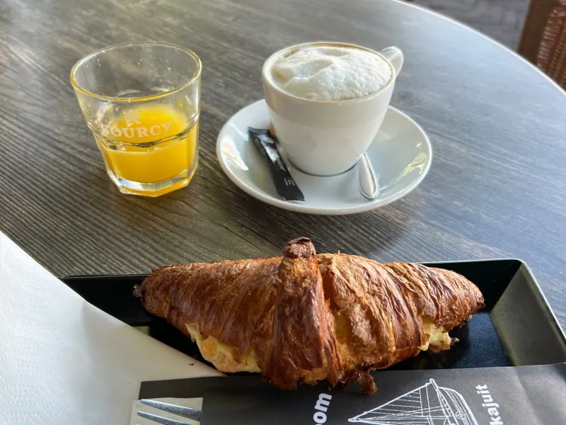 Foto 1 van De Koffiekajuit