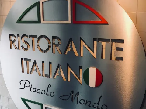 Foto 2 van Piccolo Mondo