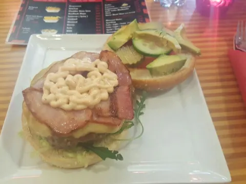 Foto 2 van Burger Tijd