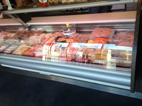 Foto 3 van Snackbar DeBanda