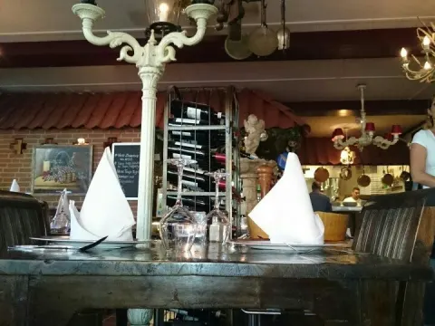 La Trattoria