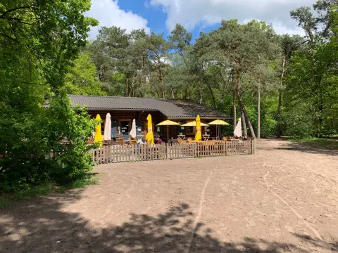 Foto 2 van Brasserie De Lange Duinen