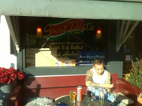 Kon Esi Baka