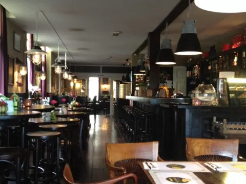 Foto 3 van Grandcafé de Burgemeester