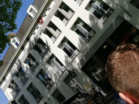 Foto 5 van Derlon
