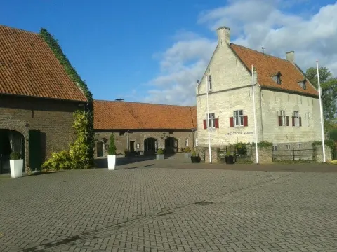 Kasteelhoeve De Grote Hegge