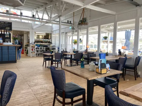 Foto 3 van Beach Club Tien