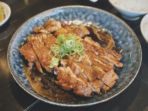 Noh Sushi & Ramen