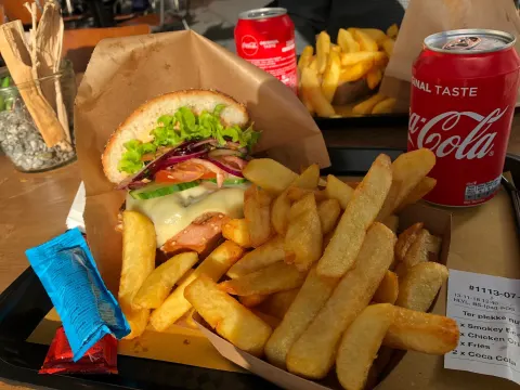 Burgers 'N Sweets