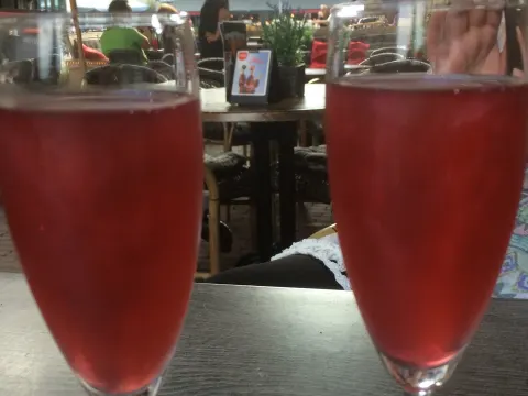 Aan Tafel