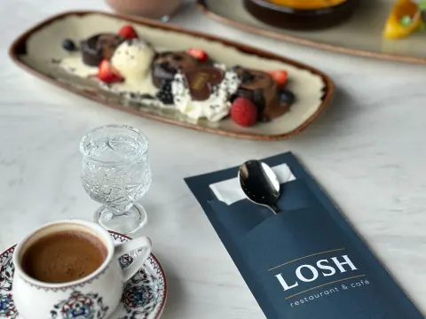 Losh Restaurant & Café