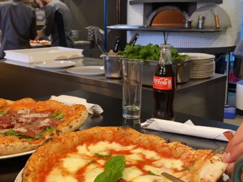 Foto 3 van Pizzeria DOPE