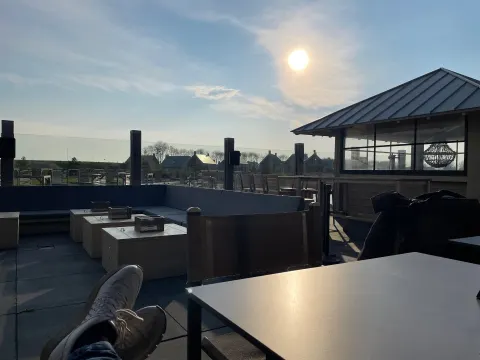 oesterdam dining & lounge
