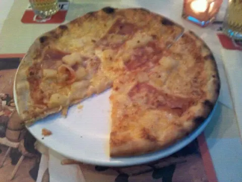 Pizzaria Pavarotti