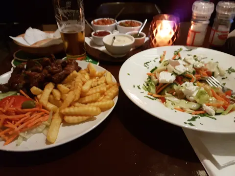 Foto 4 van Rooz, Grill-Bar Restaurant