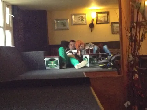 Tompson  pub