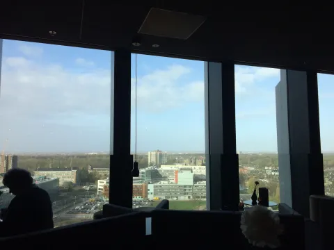 Foto 4 van Top Level