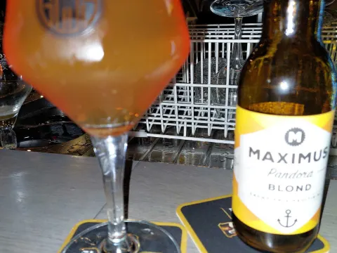 Bij Guus