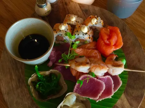 St. Tropez Gastrolounge