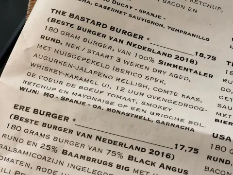 Iveau Burgers & Wijnbar
