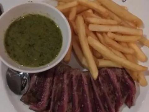 L'Entrecôte et les Dames