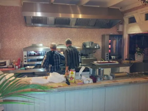 Foto 3 van Kebab Huis Zuidhorn
