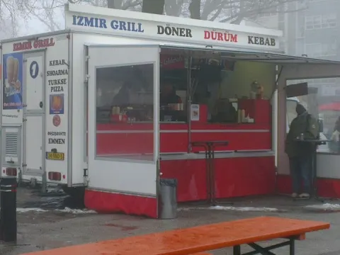 Izmir Grill 1 Döner Kebab