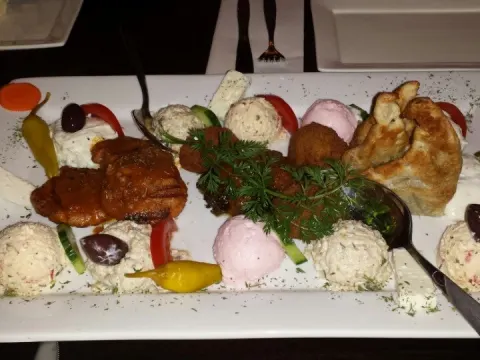 Foto 3 van Yamas