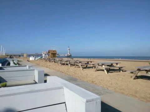 Beach Club 57