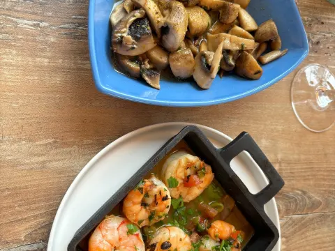 Olivia bites & grill
