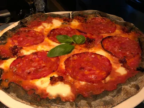 Foto 3 van Pizzeria ijssalon Italia
