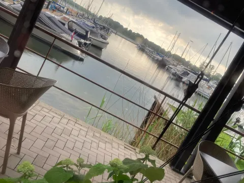 Romein Aan Het Water