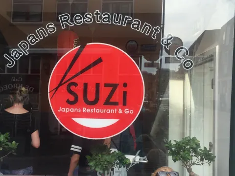Suzi