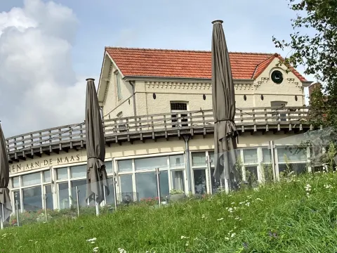 Brienen aan de Maas