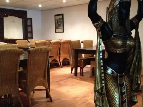 Steakhouse Sphinx