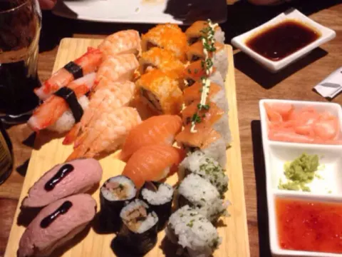Akihito Sushi