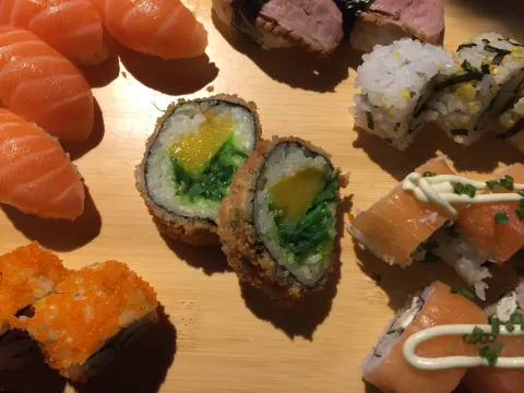 Akihito Sushi