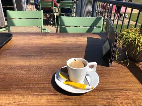 Foto 4 van Airportrestaurant De Vlijt