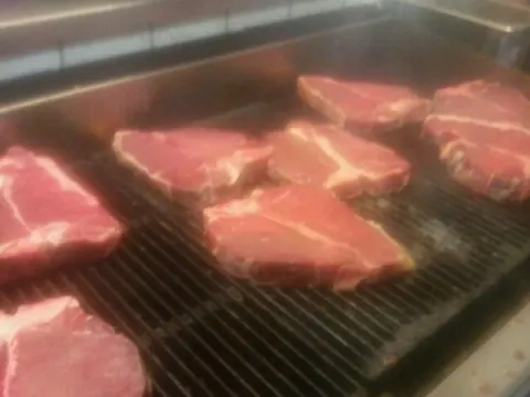 Foto 3 van De Carnivoor