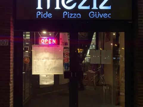 Meziz Marina