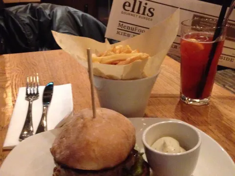 Foto 2 van Ellis Gourmet Burger