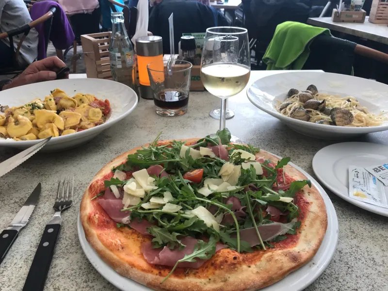 Foto 1 van Pizza Italia