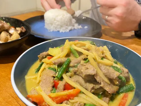 Nok Nok Thai