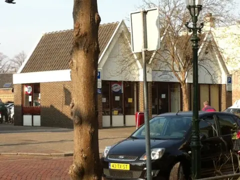 Foto 5 van Vishandel J&J
